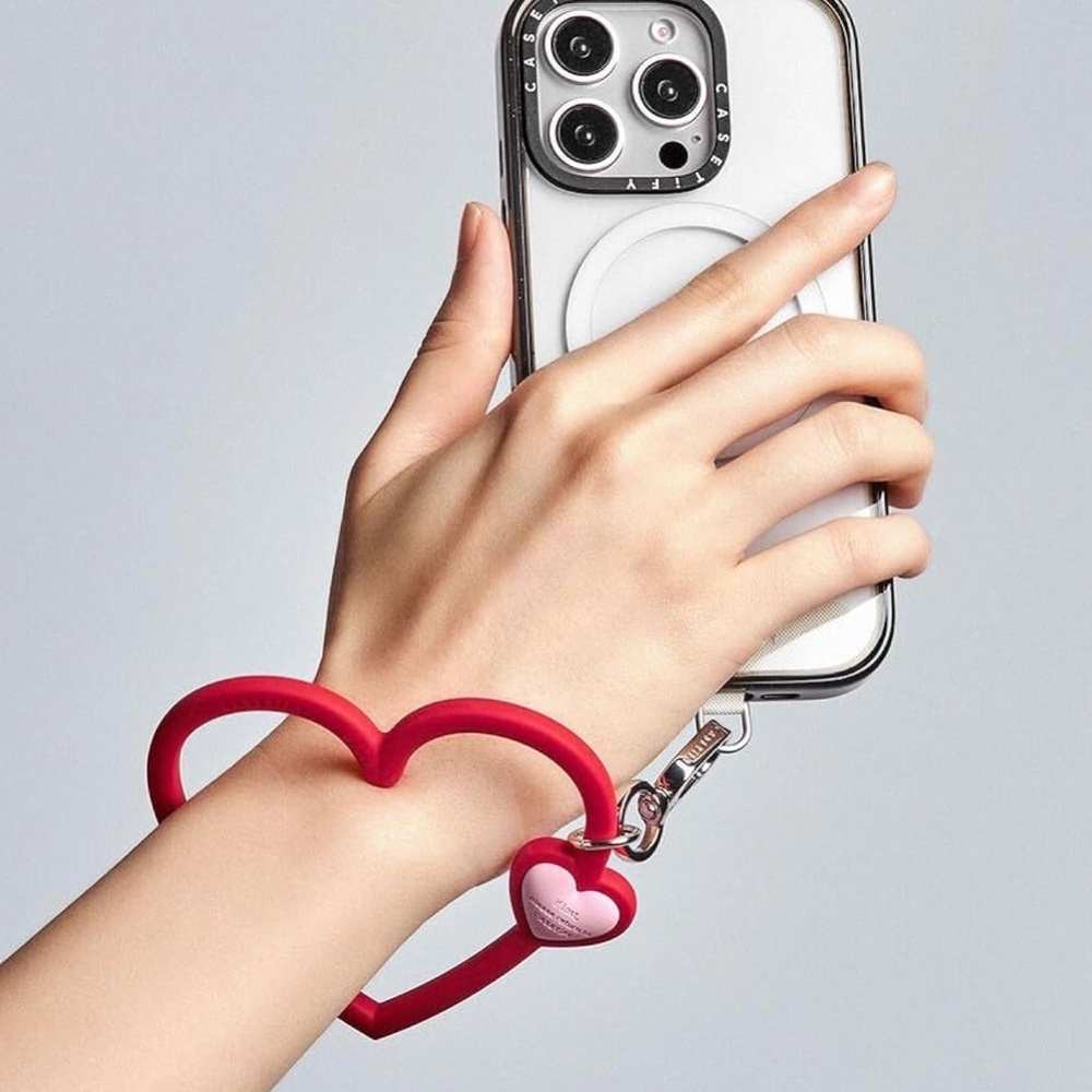 CASETiFY Silicone Phone Wristlet/Heart Wrist Strap (Red Romance)